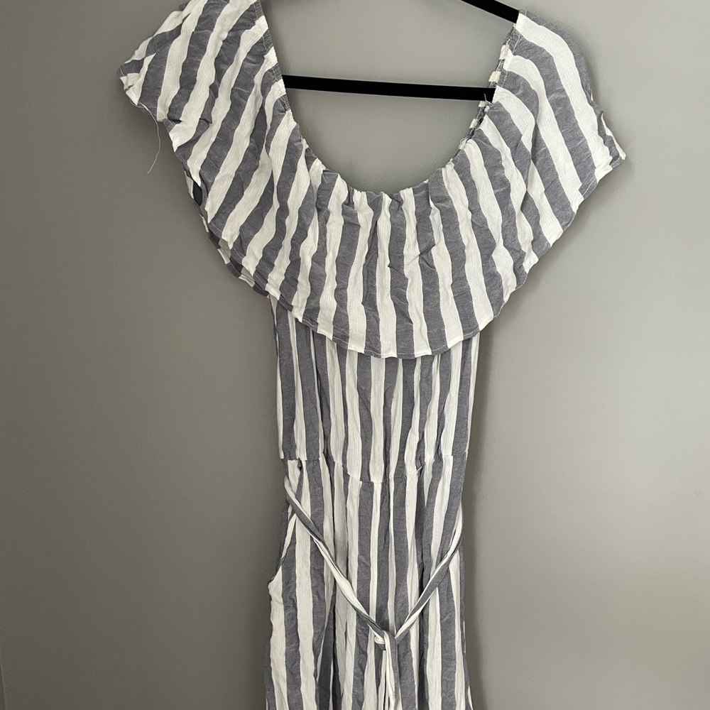 Off the shoulder jump suit